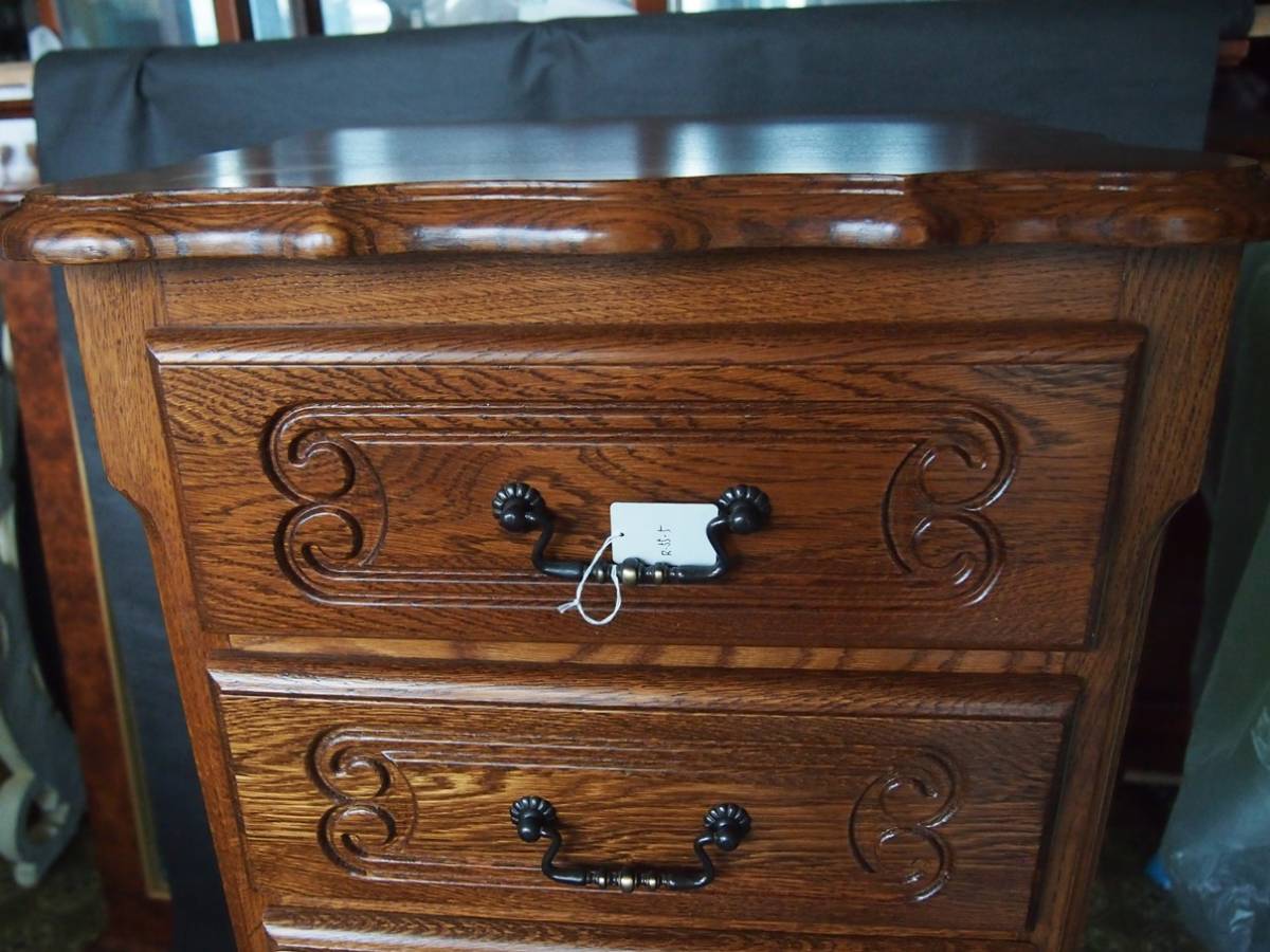 チェスト　ルーマニア なら ナラ オーク 猫足 整理 収納 新品 W50 H100 ルーマニア製 猫脚チェスト オーク材 Brugge 6段チェスト フランスのアンティークチェスト、猫脚が美しいおしゃれな整理