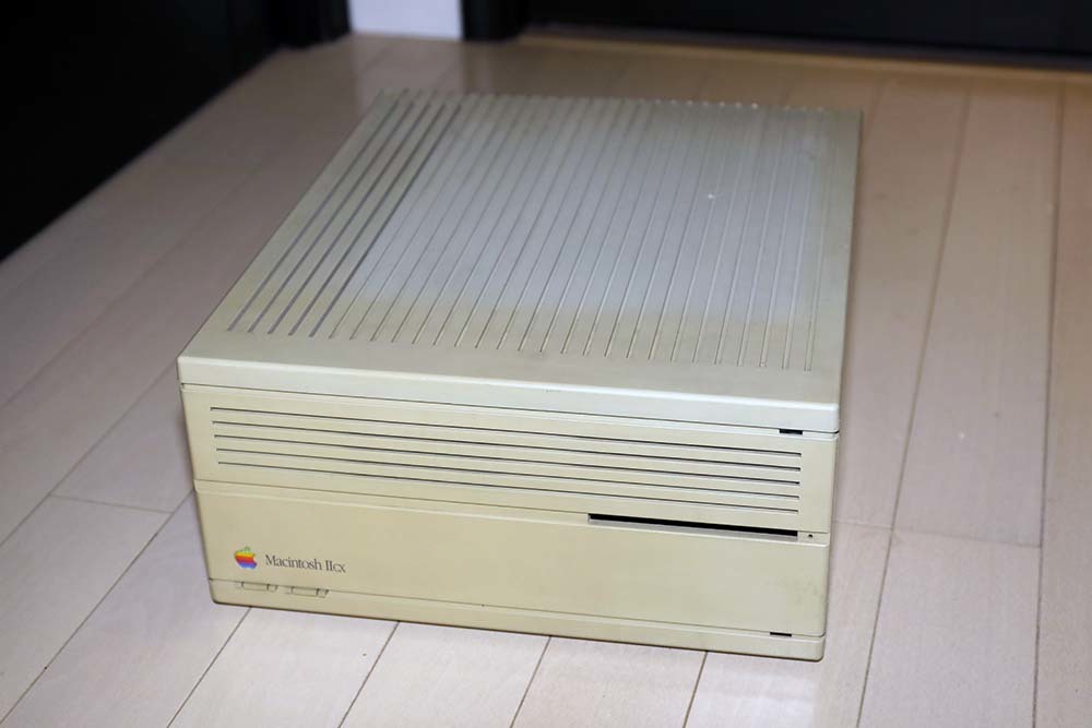 Macintosh Ⅱcx 完全ジャンク品（部品どり用）＊写真参考にお願いし