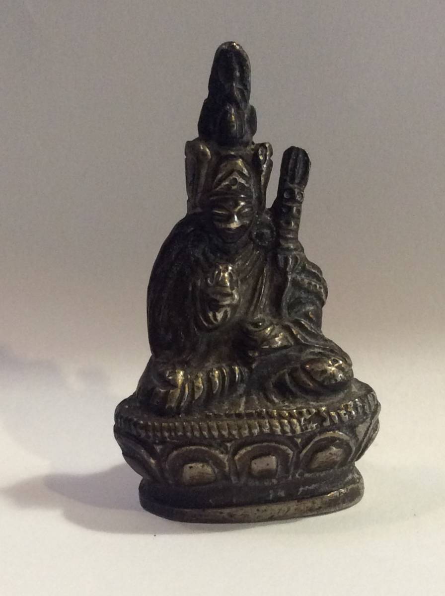784【中国古玩】 仏像 金銅仏 小仏像 豆仏 H5.9cm 75g 細密彫刻 時代物 -