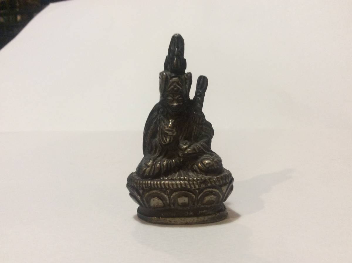 784【中国古玩】 仏像 金銅仏 小仏像 豆仏 H5.9cm 75g 細密彫刻 時代物 -