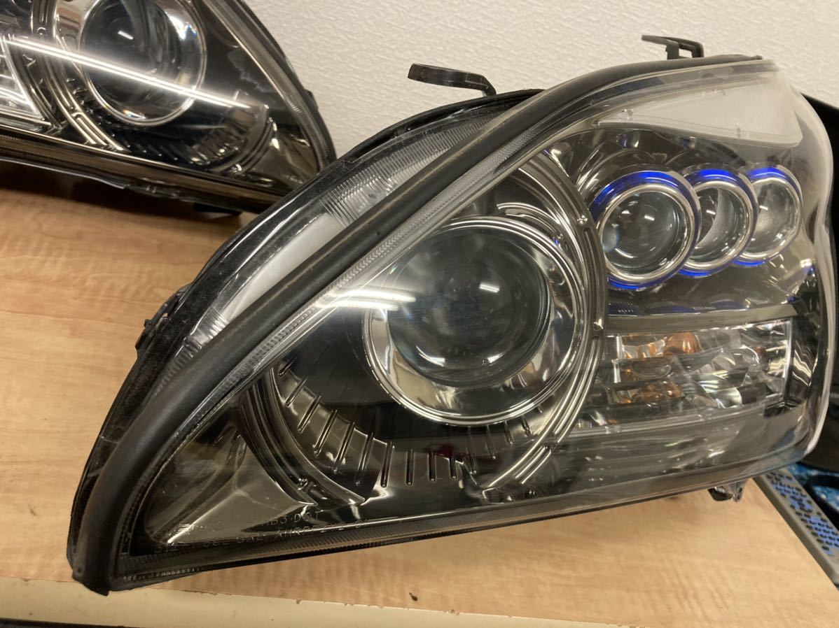 送料無料 DEPO社ハリアー 30系3連プロジェクターヘッドライト 左右