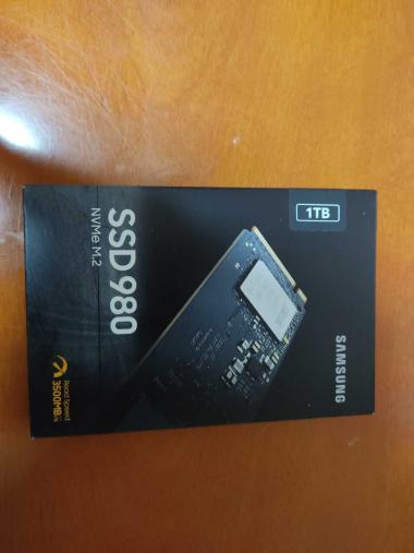 確認 日本サムスン 980 1TB PCIe Gen 3.0 ×4 NVMe M.2 (2280) SSD MZ