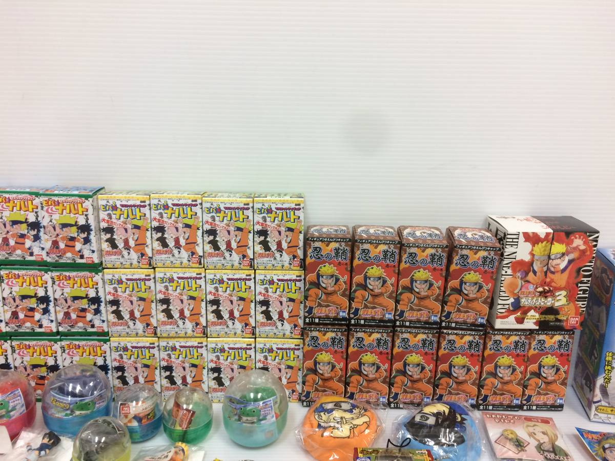 NARUTO ナルト 缶バッジ フィギュア 大量まとめ売り NARUTO ナルト 缶