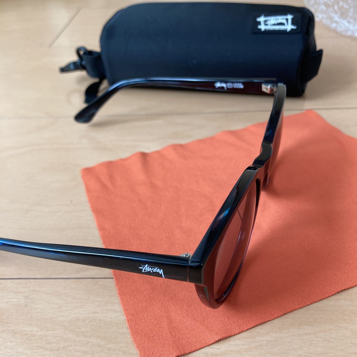 ステューシー/REMUS/サングラス/限定/ケース付/ボストン/日本製/グレー ステューシー/REMUS/サングラス/限定/ケース付/ボストン/日本