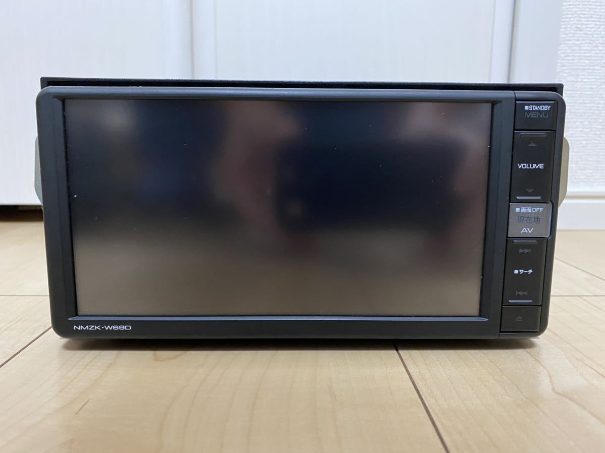 NMZK-W69D 2019年製ダイハツカーナビ