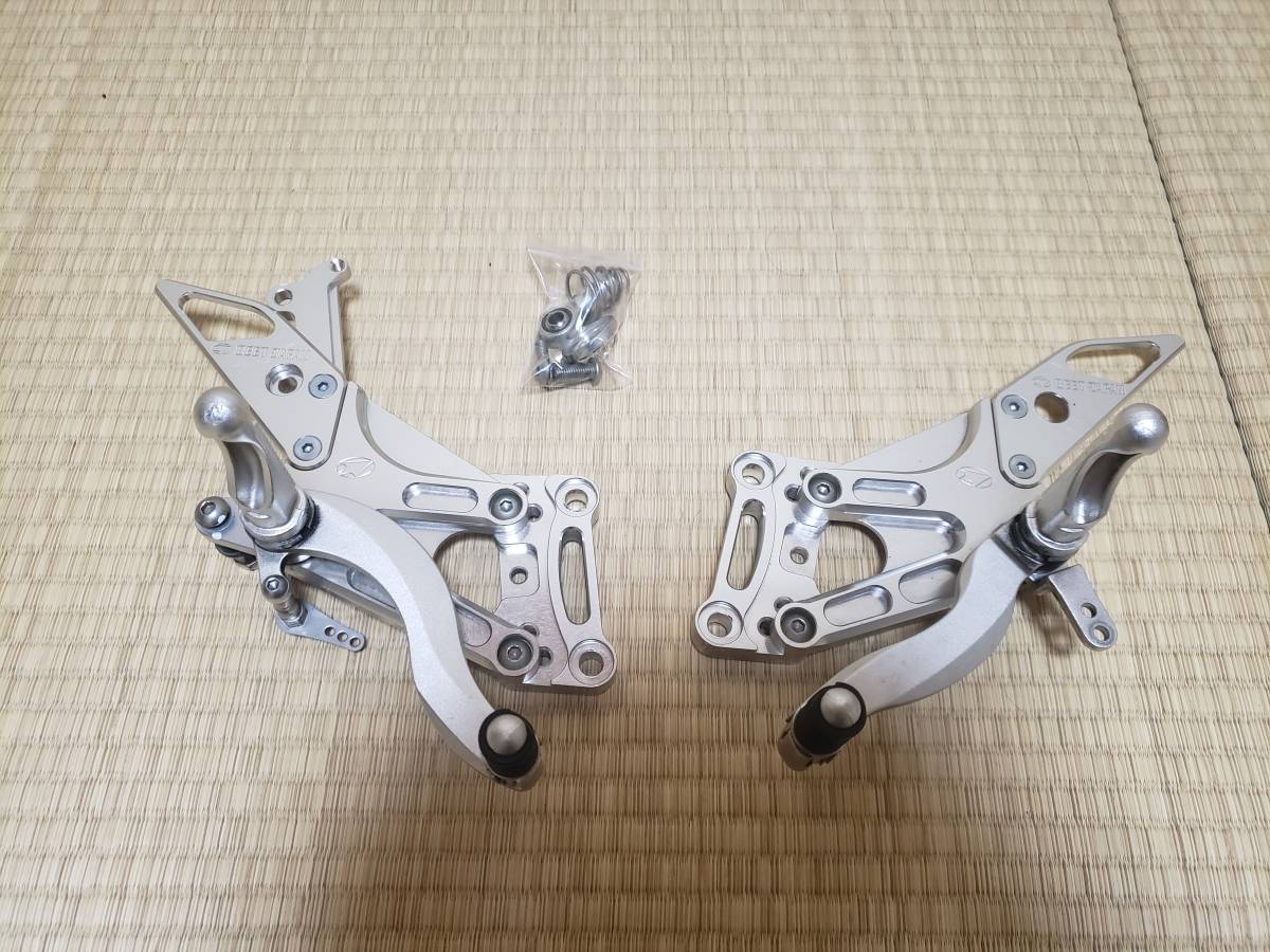 ZX-10R バックステップ BEET 株式会社 ZX-10R（ZXT00J-K）に適合する 