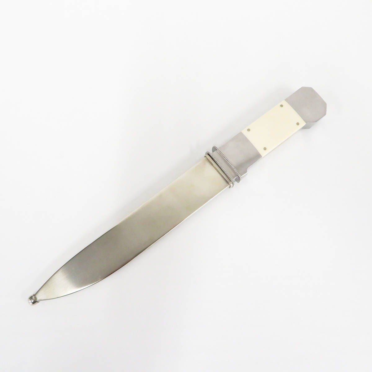 高品質，大人気 格安 1 000円 Charles L. Weiss ワイス カスタムナイフ/ボウイナイフ シルバー系 キャンプ アウトドア Y2537(ナイフ)｜売買されたオークション情報、yahooの商品情報をアーカイブ公開 - オークファン その他