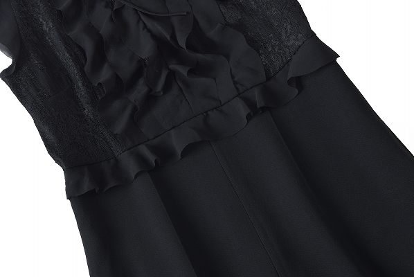 RED VALENTINO（シャツ⁄ブラウス(半袖⁄袖なし)）のフリマアイテム一覧