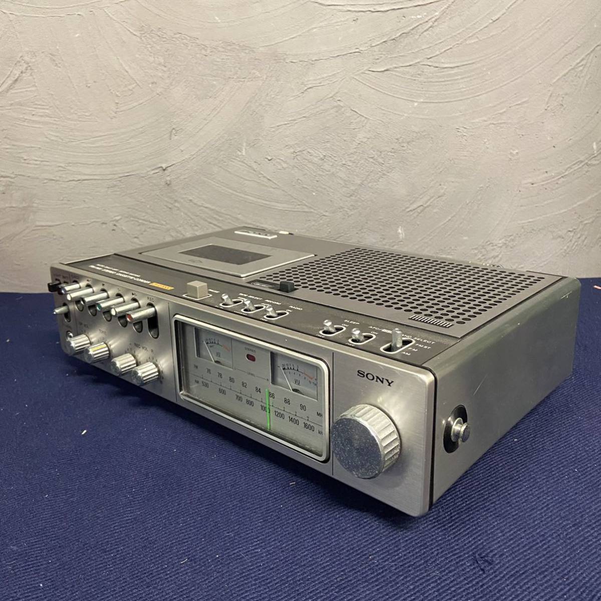SONY CF-2700 FM⁄AM ステレオカセットコーダー 通電確認 現状品