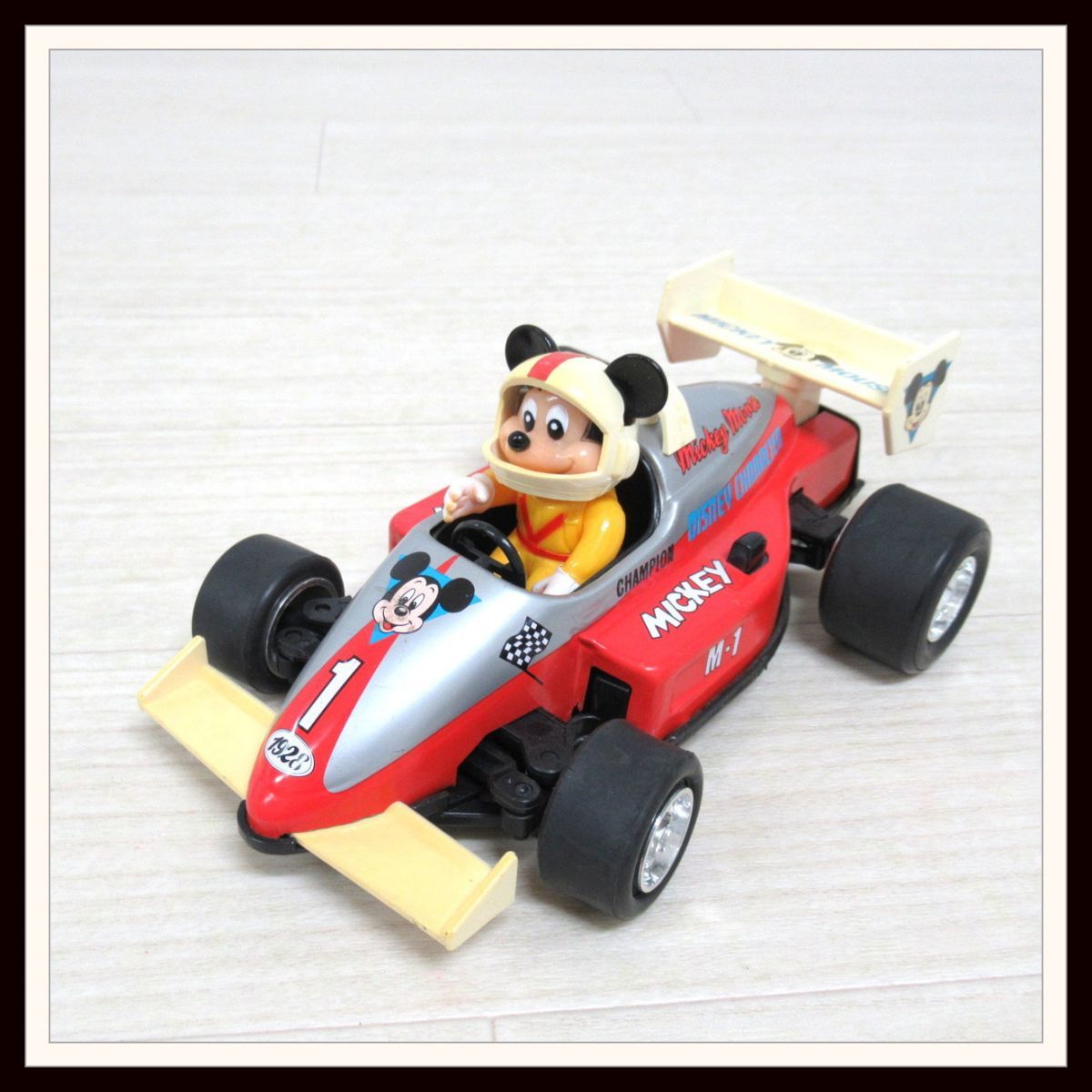 ミッキーマウス M1 レーシングカー レッド プルバックカー ブリキ