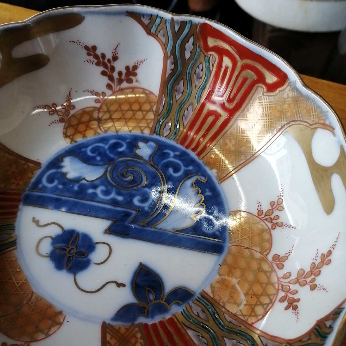 なます皿 古伊万里 膾皿 輪花 赤絵 染錦 骨董 アンティーク - 盃洗 蝶