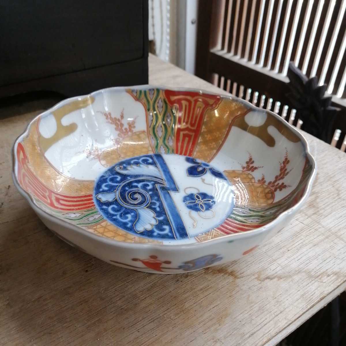 なます皿 古伊万里 膾皿 輪花 赤絵 染錦 骨董 アンティーク - 盃洗 蝶