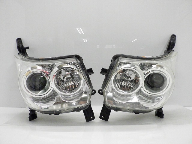 L175S/185S ムーヴカスタム前期 HIDヘッドライト 左右セット 美品 ムーヴカスタム ダイハツ L175S⁄L185S ☆コーティング加工済☆ ムーヴ