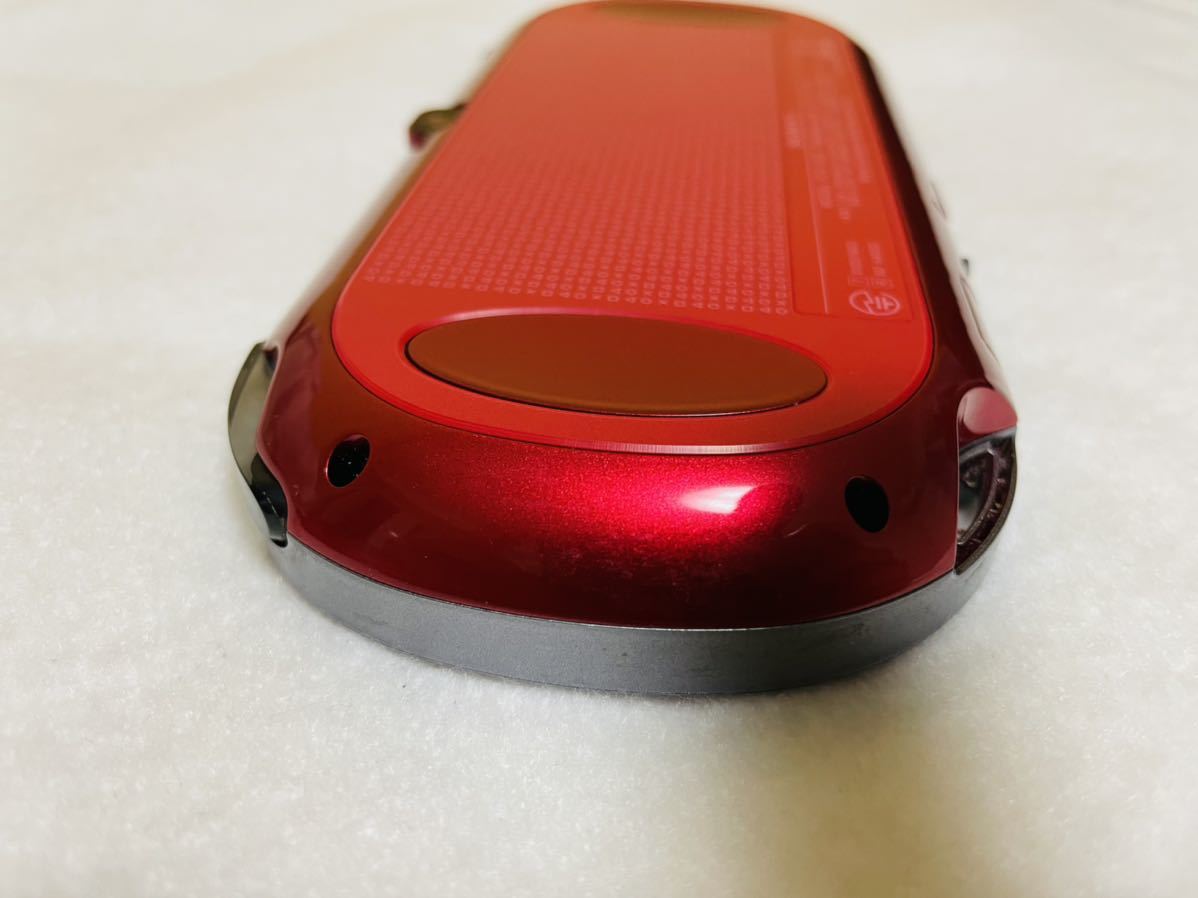 ☆新品同様 完品☆PlayStation Vita PCH-1000 ZA03 SONY
