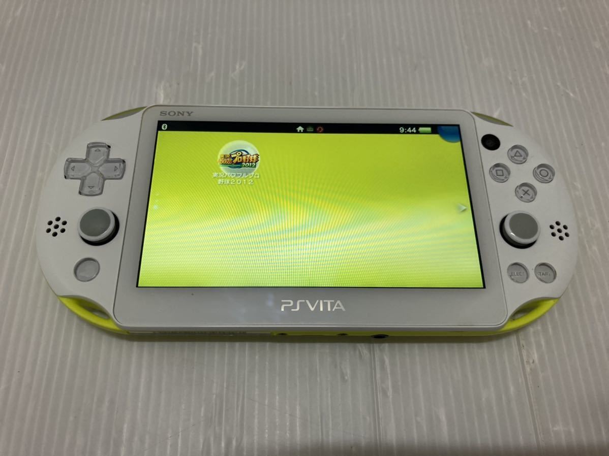 SONY PS vita ライムグリーン　ゲームソフト3本 セット SONY PS vita ライムグリーン ゲームソフト3本 セット