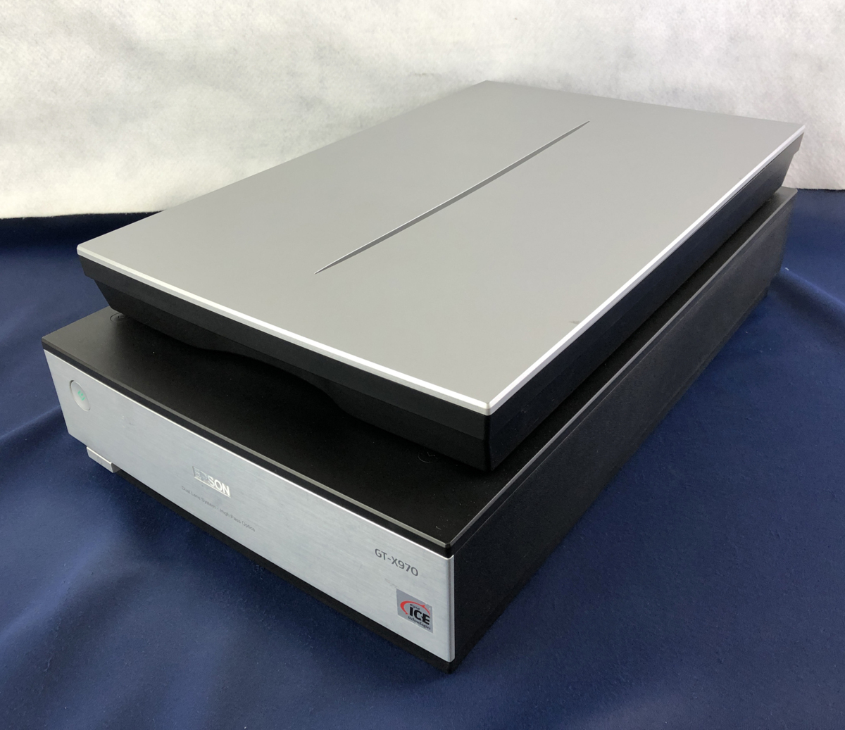 EPSON GT-X980 A4フラットベッドスキャナー□現状品 A4高画質フラット
