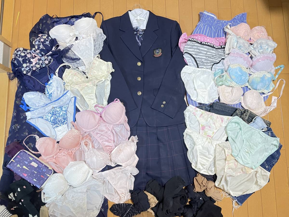 Eco 女の子タンス整理品 高校生jk パンツm Lサイズ ワンピース スカート ブラ 水着 靴下 ストッキング 公立校制服 記名 スタンダード 売買されたオークション情報 Yahooの商品情報をアーカイブ公開 オークファン Aucfan Com
