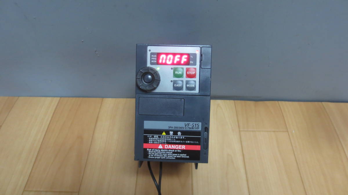 最安値，本物保証 TOSHIBAインバータ 東芝 VFS15-2007PMY-A8 0.75kW 1.8kVA AC200V 3相(その他)｜売買されたオークション情報、yahooの商品情報をアーカイブ公開 - オークファン その他
