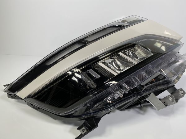 ジャンク品 ライズ A200A LED ヘッドライト 右 右側 運転席 イチコー
