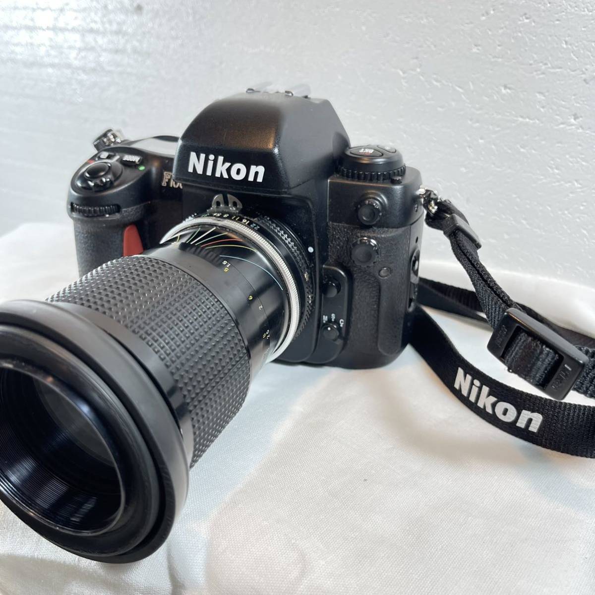 Nikon ZOOM ニコン NIKKOR F100 35-70mm Nikon F100 + the 1998年発売
