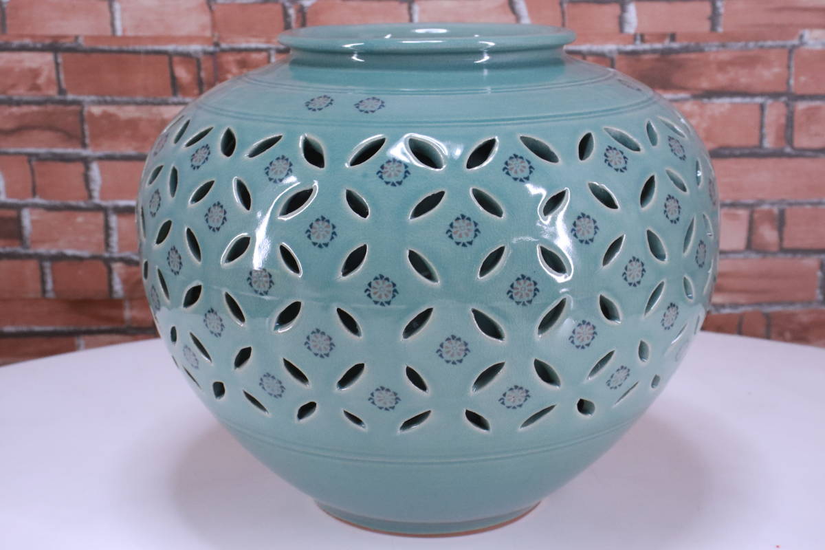 高麗青磁 振興　網目 透かし花瓶 花器 二重透かし壺 花瓶 振興 高麗青磁 直径33.5cm 高さ28cm 中古 現状品 箱