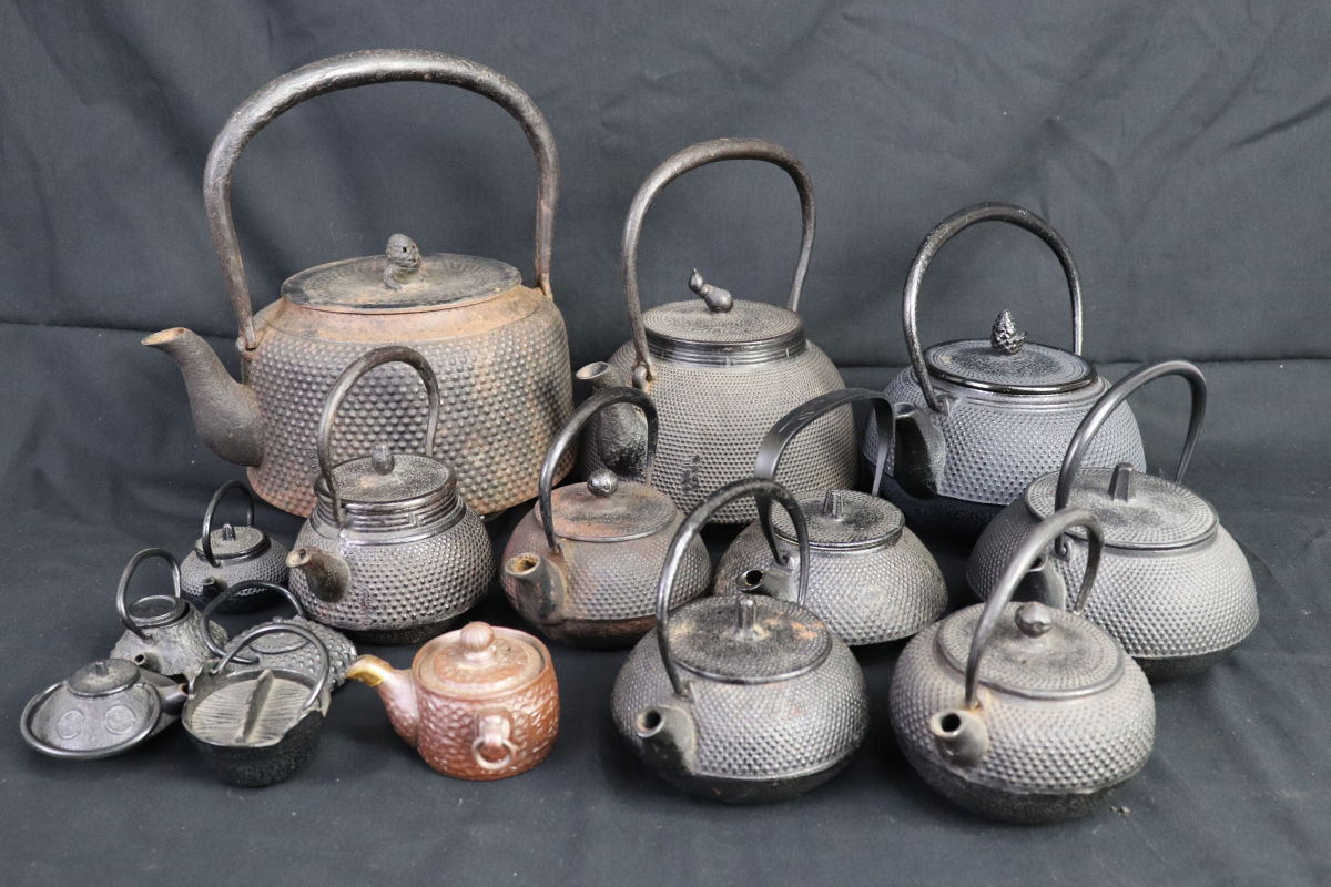 ト葛】 伝統工芸 南部鉄器 鉄瓶 急須 茶道具 茶器 斎峰 盛栄堂 摩羅夷