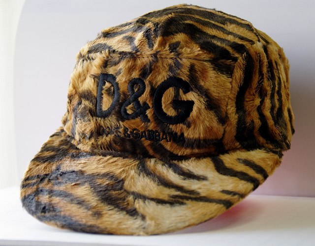 【未使用】★Dolce&Gabbana - ドルチェ＆ガッバーナ★D&G　ドルガバ　エコファ　CAP 帽子 ロゴ 黒×茶