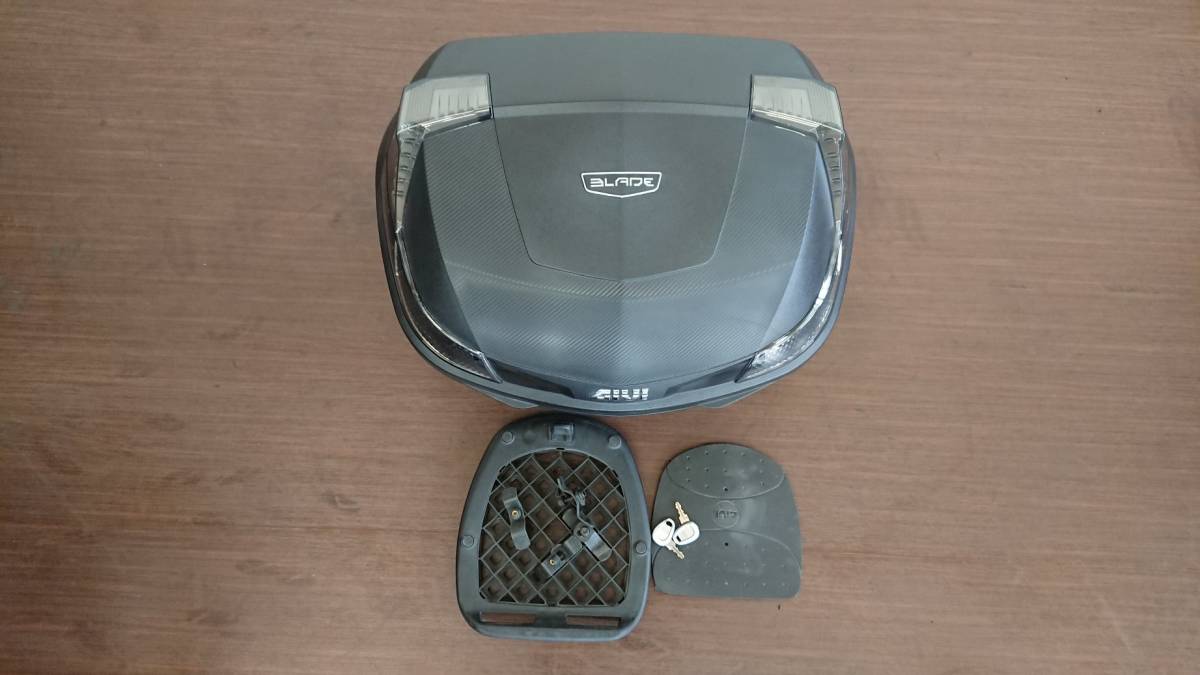 モノロックケース B47 GIVI BLADE | リアボックス モノロック Givi 