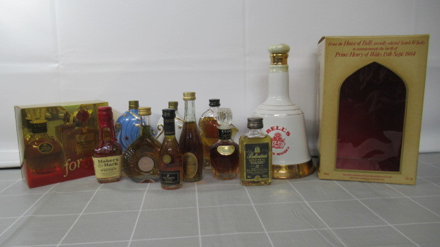 未開栓・古酒ウイスキー ブランデー ミニボトル 4本セット(バラ