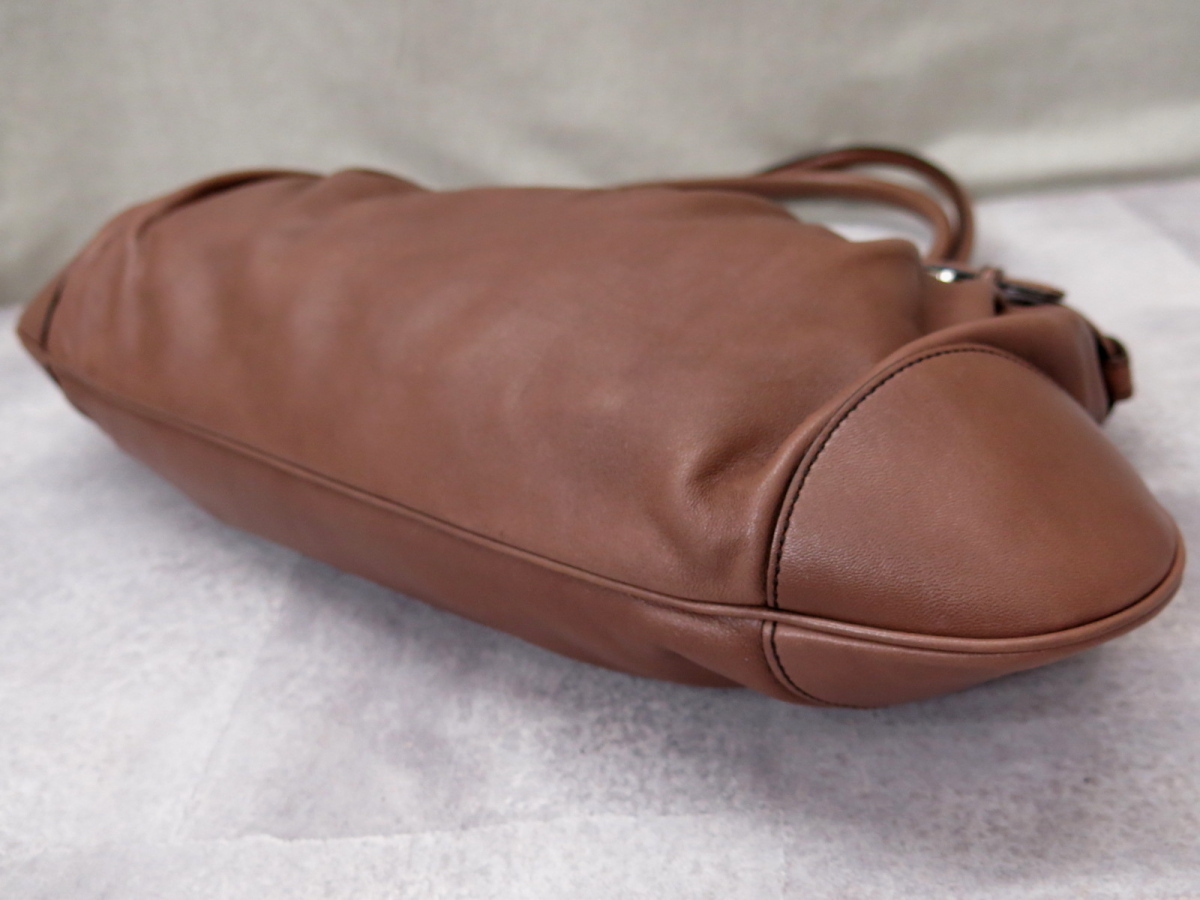 超美品○新品同様○Salvatore Ferragamo フェラガモ○マリッサ 