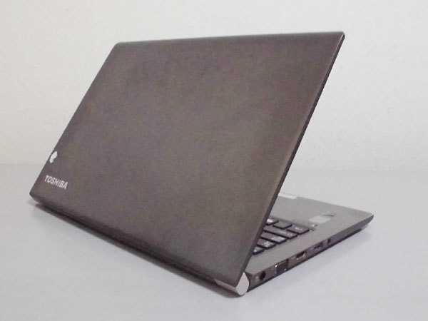 TOSHIBA dynabook R63/P Core i5 5300U 2.30GHz ジャンク コンピュータ