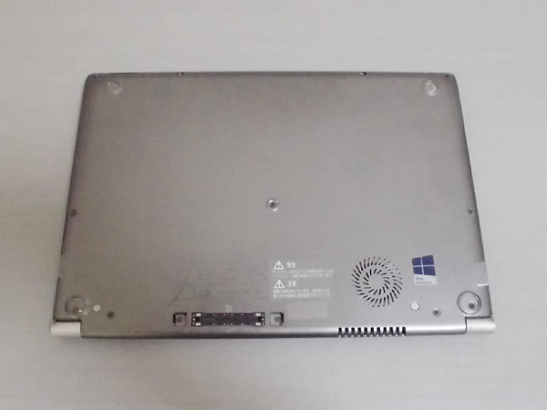 TOSHIBA dynabook R63/P Core i5 5300U 2.30GHz ジャンク コンピュータ