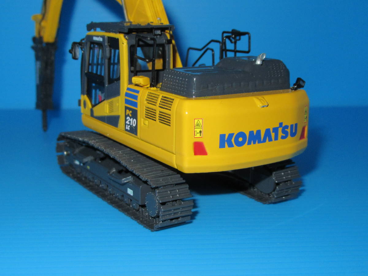 匿名送料無料 美品 ☆KOMATSU 油圧ショベル ミニチュア ☆コマツ 