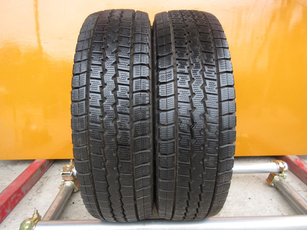 中古スタッドレスタイヤ 185/75R15 LT DUNLOP WINTER MAXX LT03 2019年 