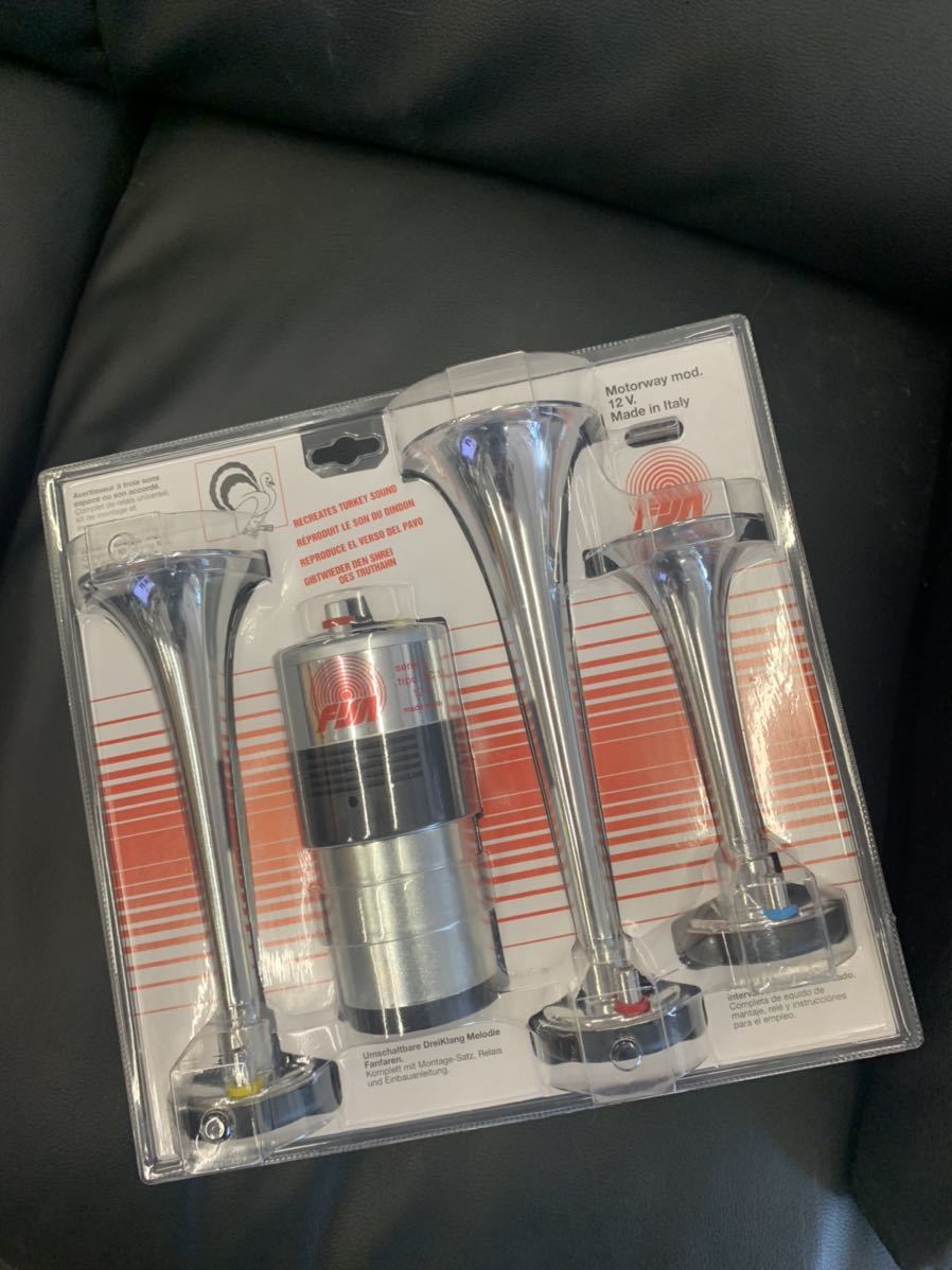 【お得，新品】 日本初入荷 イタリア FISA製 モーターウェイ 3連ラッパ 金属製メッキ ホーン ミュージックホーン ヤンキーホーン 旧車(社外品)｜売買されたオークション情報、yahooの商品情報をアーカイブ公 社外品