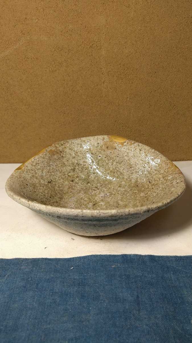 古常滑 山茶碗 | 鎌倉時代 山茶碗（794–1185 銀繕い 平安–鎌倉時代