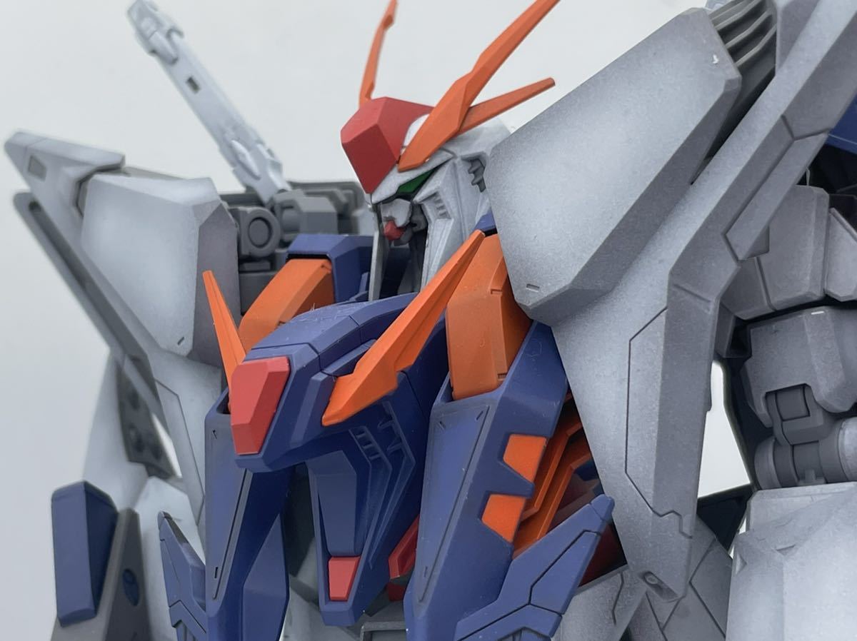 HGUC クスィーガンダム Ξガンダム 1⁄144 完成品 塗装済完成品 閃光の