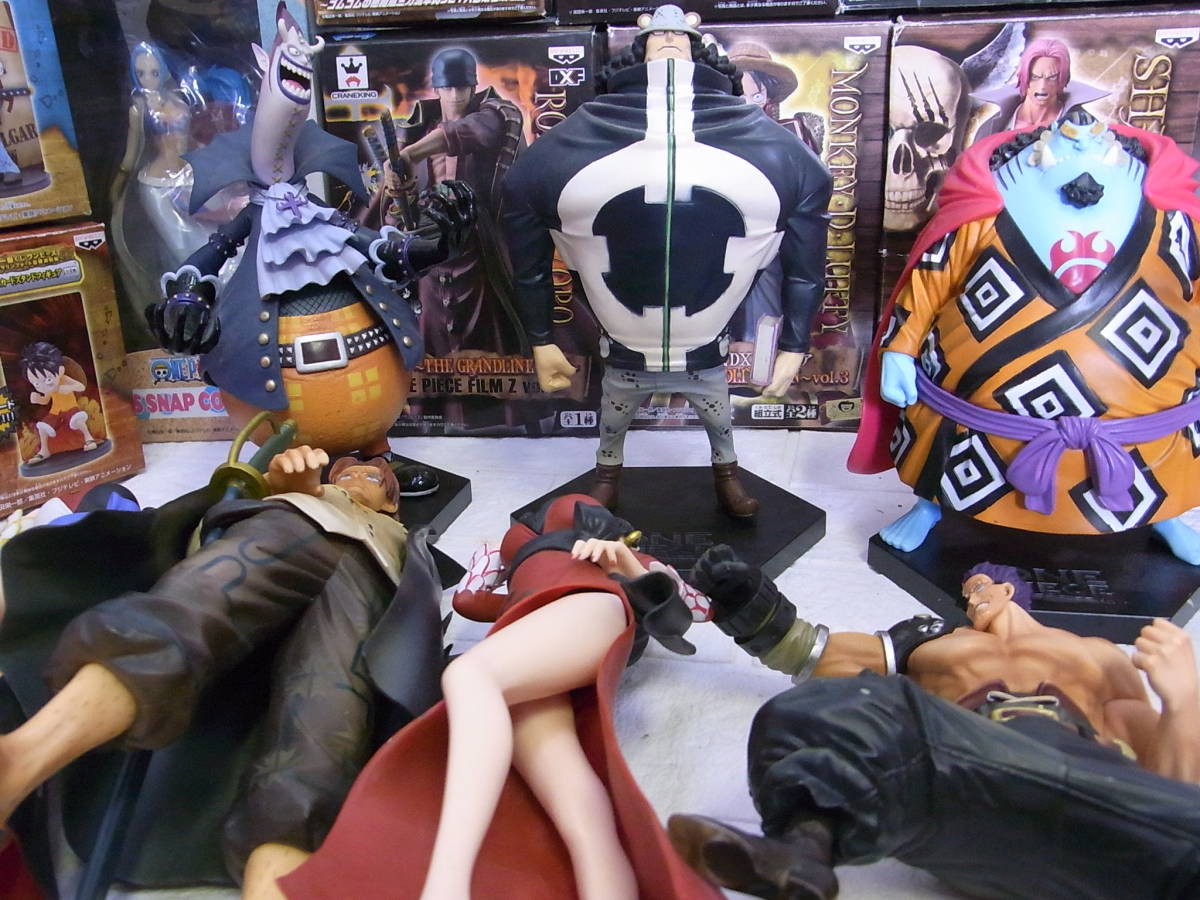 45 1円 ワンピース フィギュア 超大量 まとめて ルフィ ゾロ ミホーク ハンコック ジンベエ しらほし ビビ 麦わらの一味 他 One Piece 売買されたオークション情報 Yahooの商品情報をアーカイブ公開 オークファン Aucfan Com