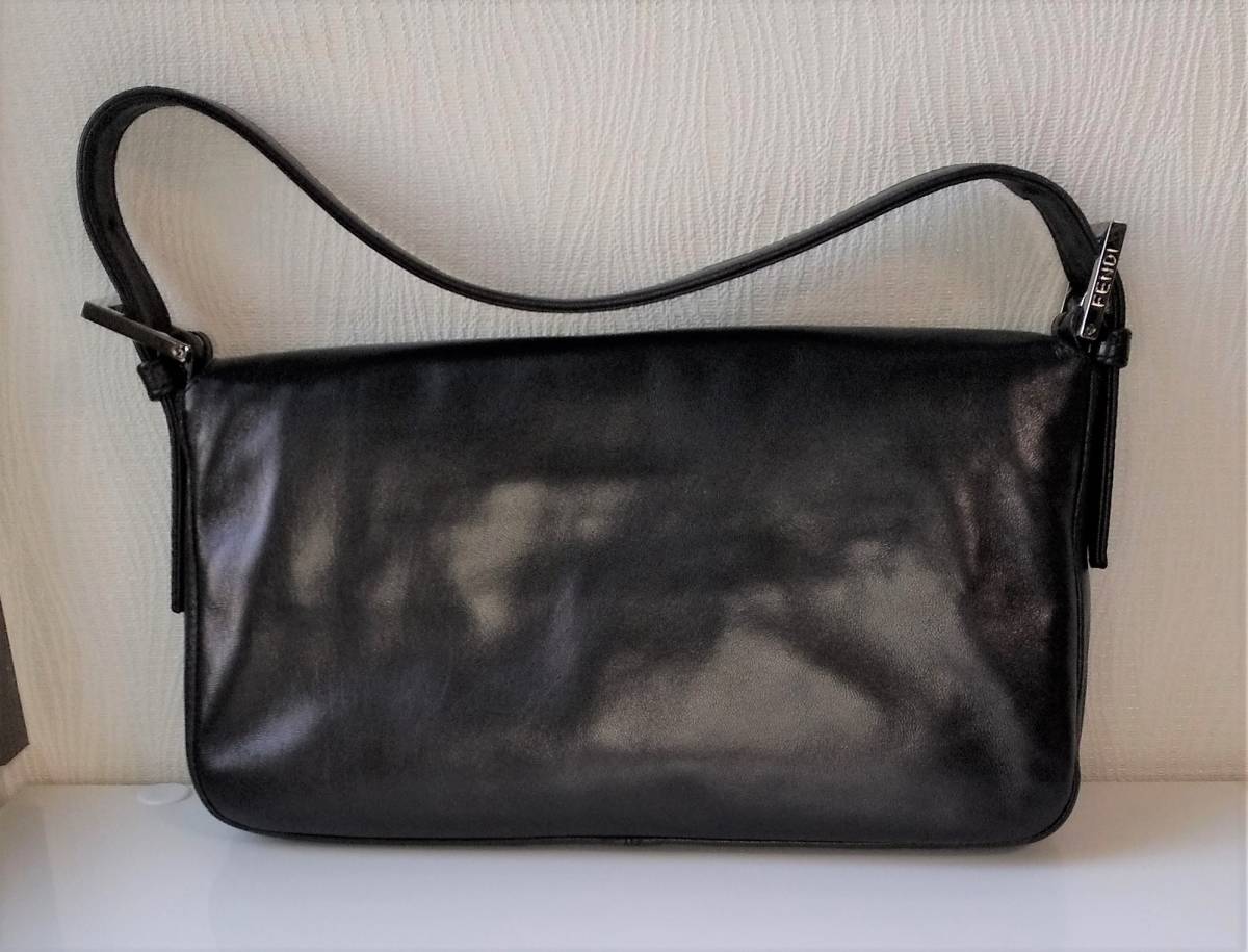 未使用 FENDI フェンディ マンマバケット ナッパレザー 黒 【公式通販】