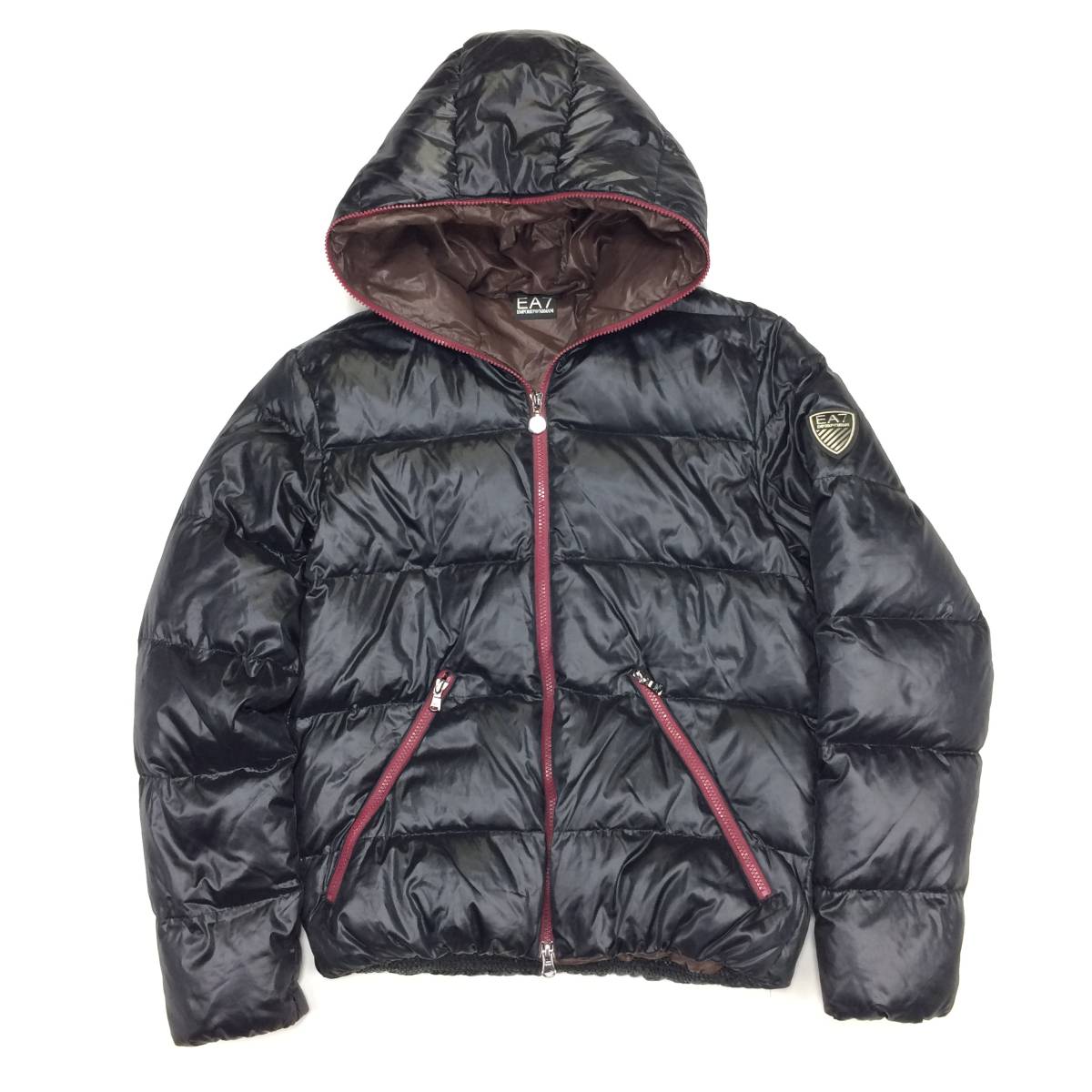 【EMPORIO ARMANI/エンポリオ アルマーニ】ダウン90％フェザー10％ 軽量192g フルジップ パファーダウン/ダウンパーカー/ダウンジャケット