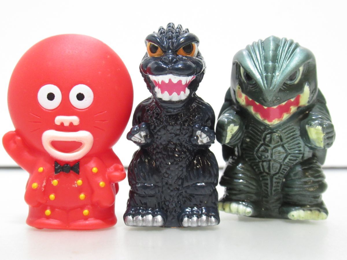 怪獣ミニソフビ クレクレタコラ ゴジラ ガメラ ライターケース 3個  