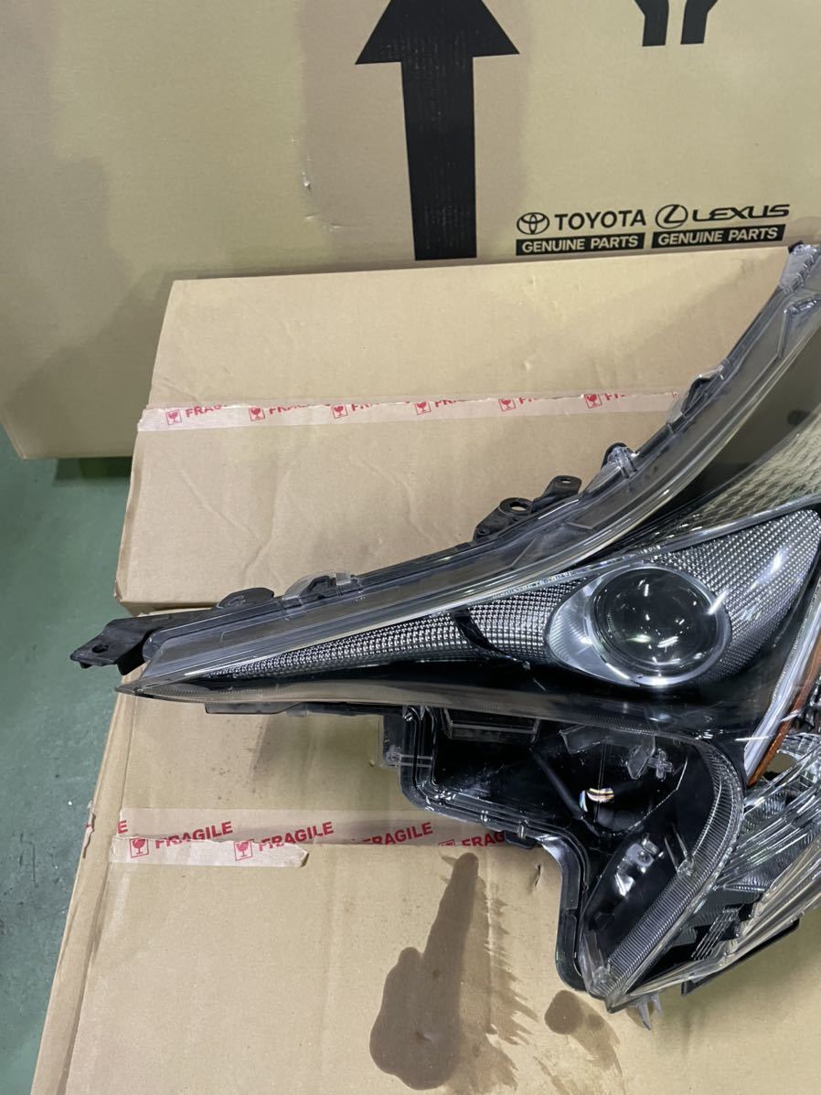 プリウス ZVW50 左 LED ヘッドライト 前期 KOITO トヨタ 左ヘッド 