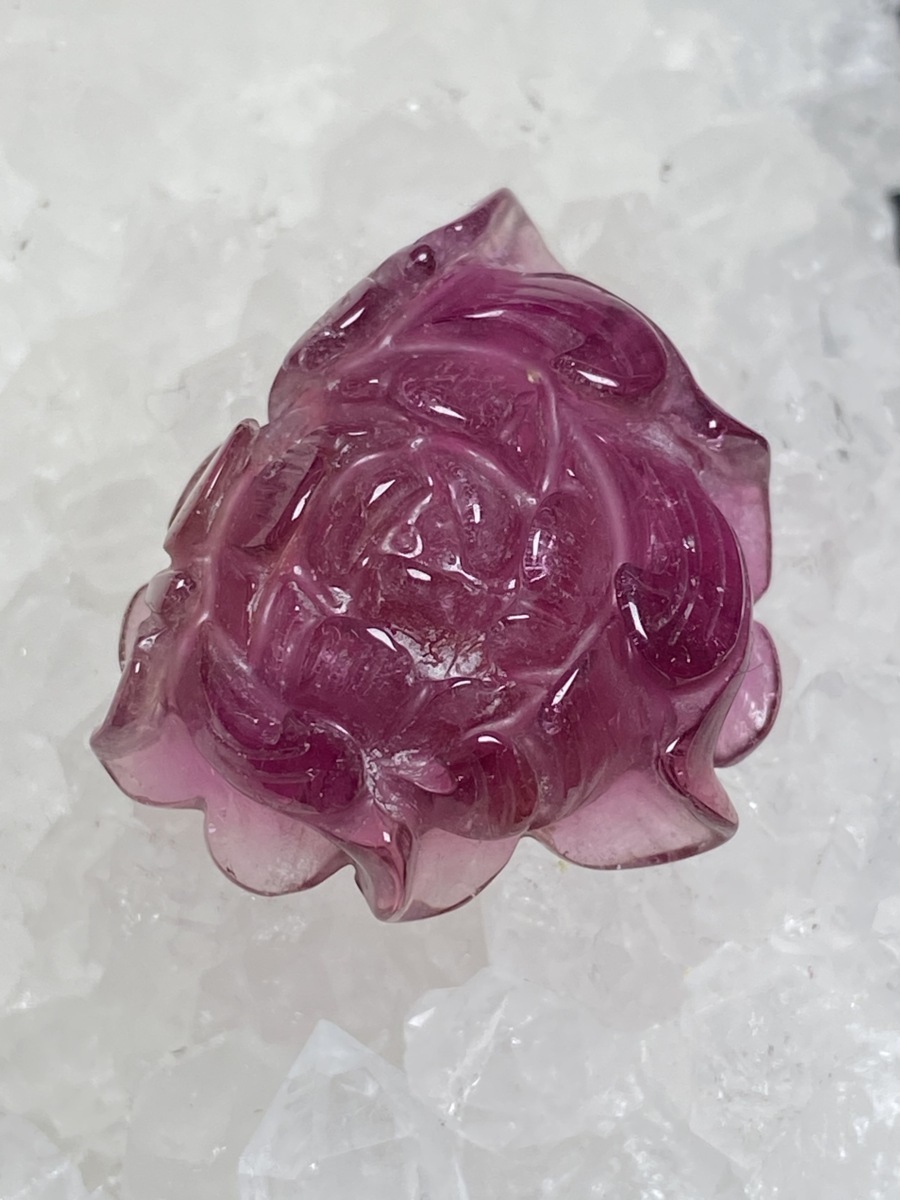 0302m752 天然石★【65Aピンクトルマリン】★貫通穴手彫り花 24.5x21x8mm