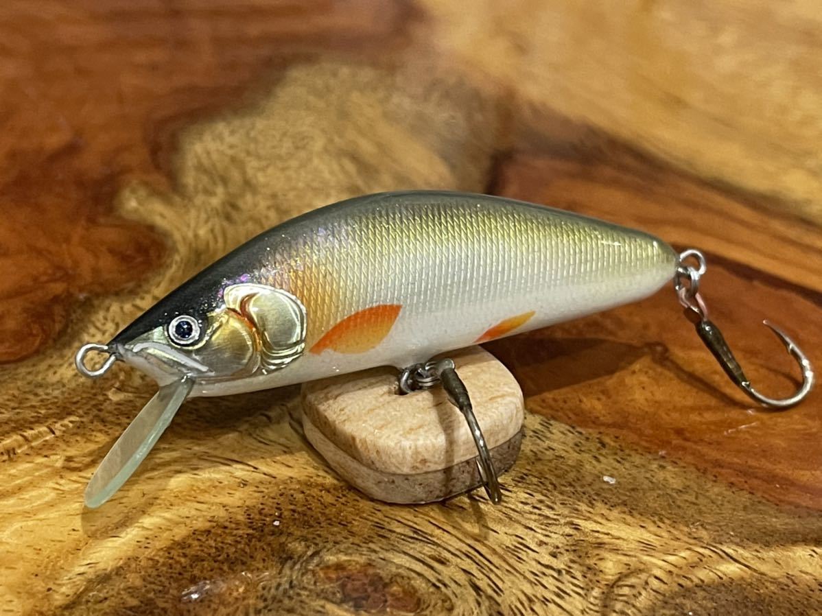 Lures Handmade ハンドメイドミノー T.C.G 52s アワビ貼り – - WALTON