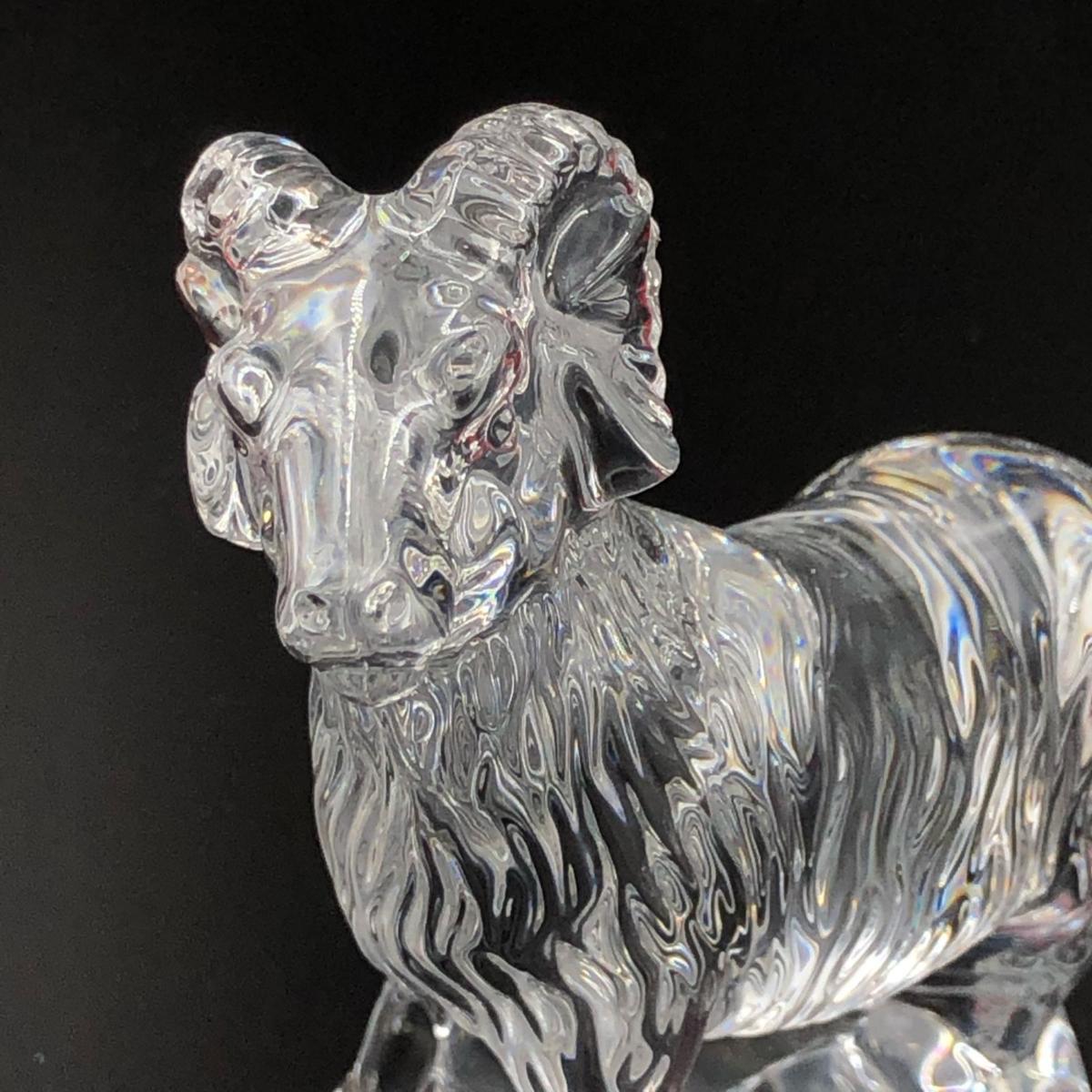 バカラ Baccarat クリスタル ドッグ 犬の値段と価格推移は？｜4件の