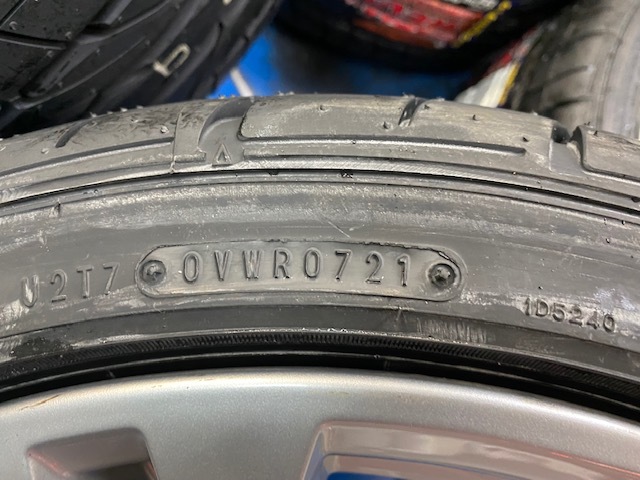 タイヤセット 純正流用BMW純正ダブルスポーク613M 8/9J-18インチ 
