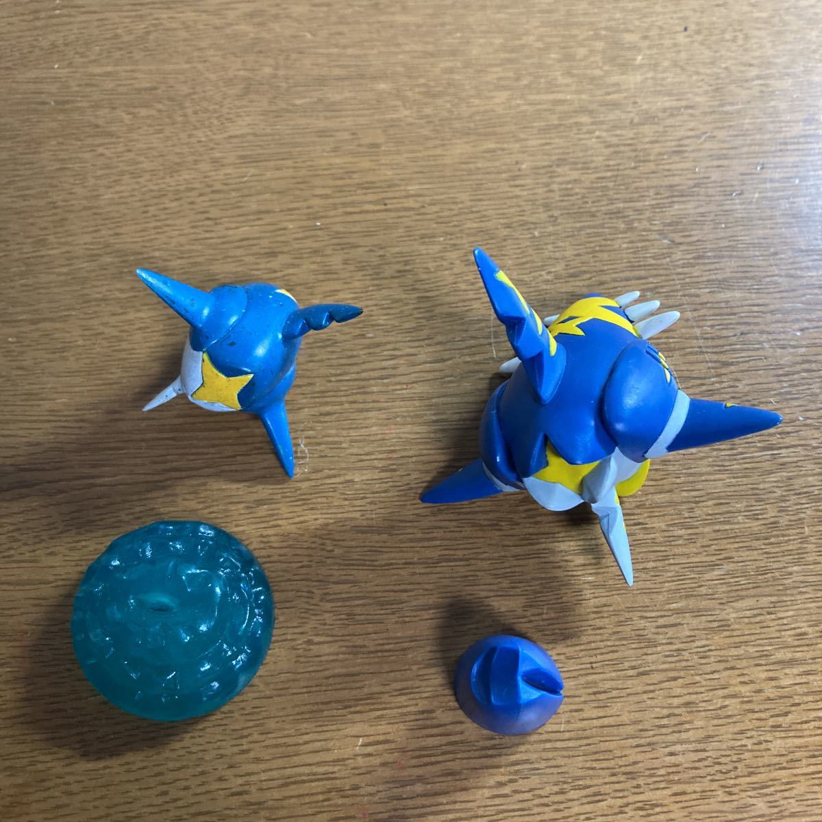 ポケモン フィギュア サメハダー メガサメハダー モンコレ モンスター
