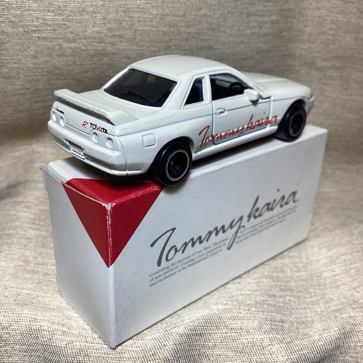 ☆トミカ☆ ニッサン スカイライン GT-R R32 トミーカイラ 特注 白 