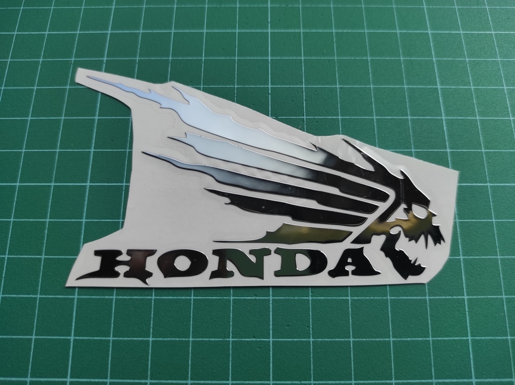 訳あり ステッカー デカール ホンダ Honda フレイム スカル 翼 シルバー オートバイ バイク 車 防水 A ステッカー デカール 売買されたオークション情報 Yahooの商品情報をアーカイブ公開 オークファン Aucfan Com