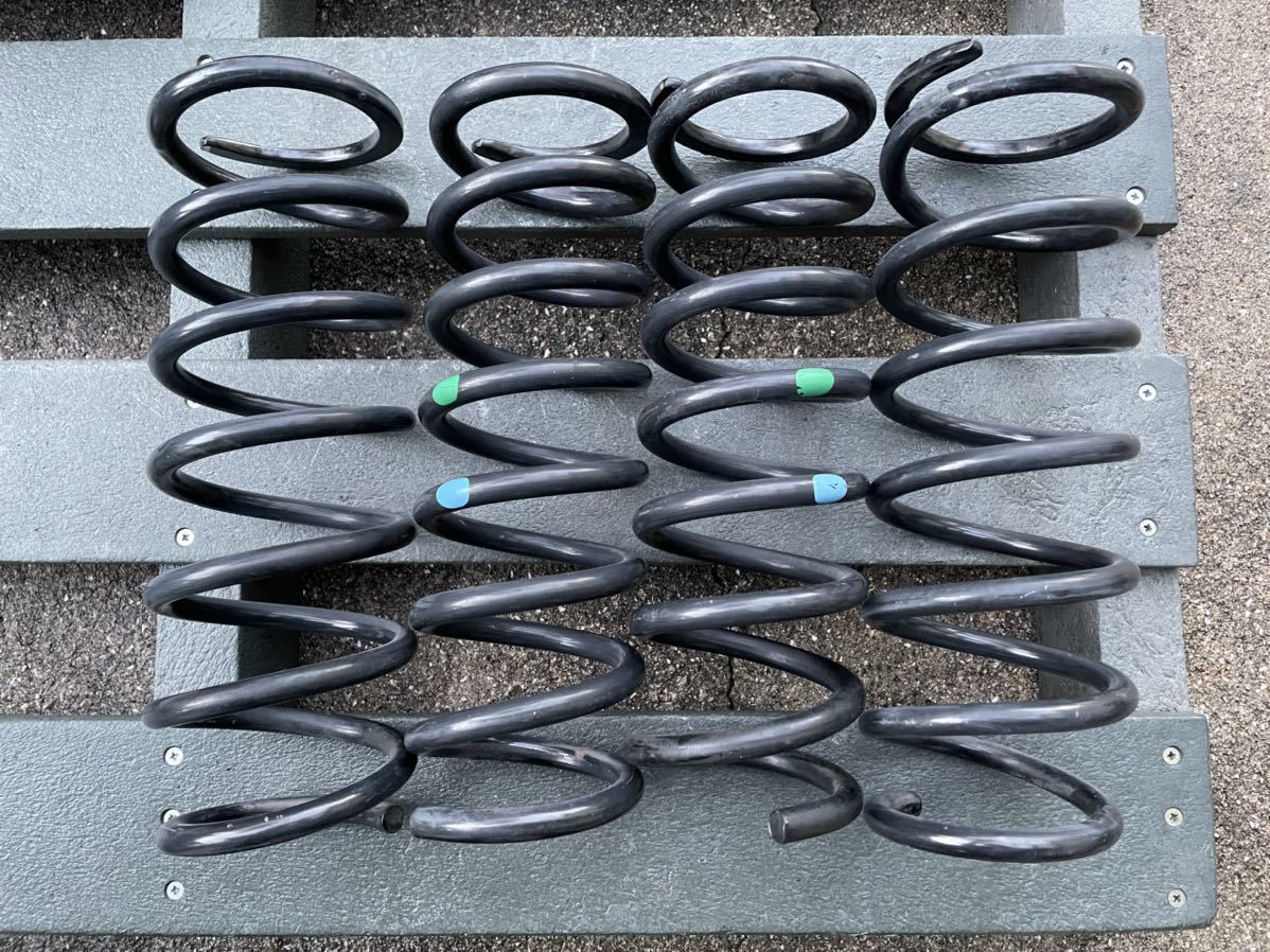 トヨタ クラウン ハイブリッド GWS204 純正 スプリング 4本セット